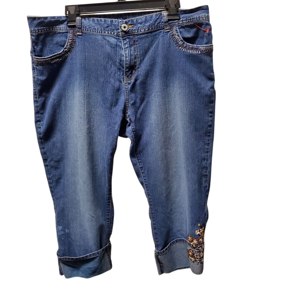 Avenue Jeans Boho Embroidered STRETCH Capri Jeans Below Knee Size 16 Blue